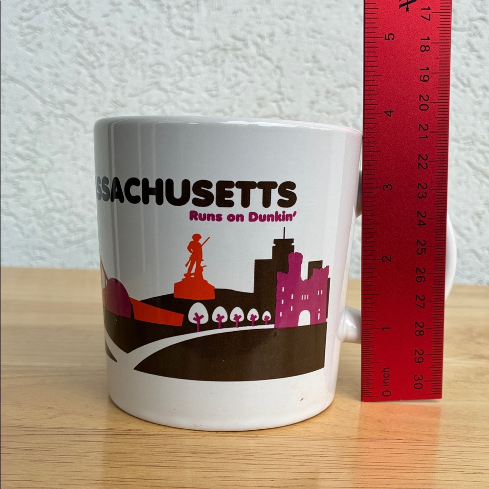 Dunkin’ Donuts Massachusetts mug 2012. - Picture 6 of 9